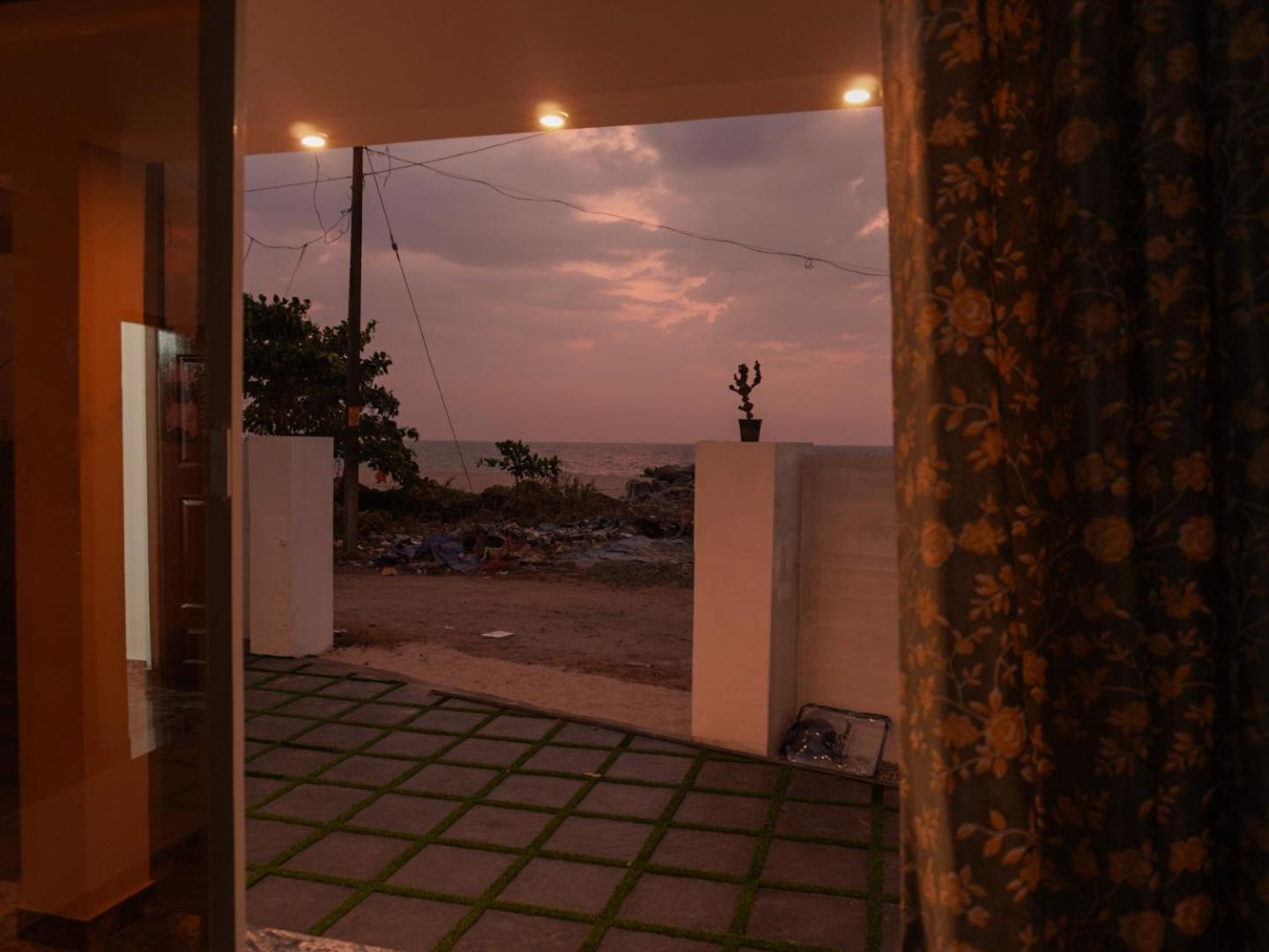 Marari Aidenz Beach Vibe Villa Alappuzha Eksteriør bilde